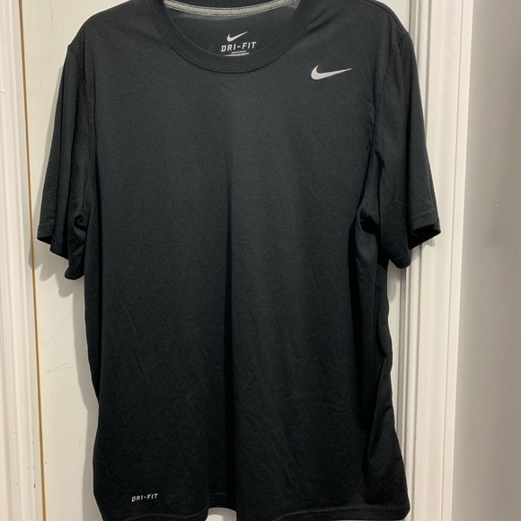 nike men's legend t shirt